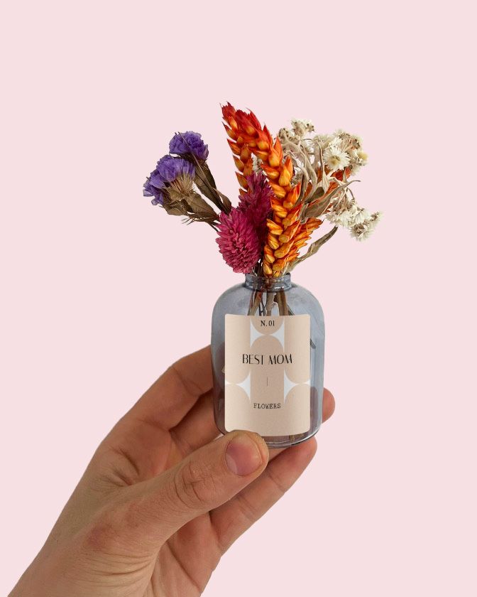 Gepersonaliseerd Mini Vaasje met Droogbloemen als Moederdag Cadeau