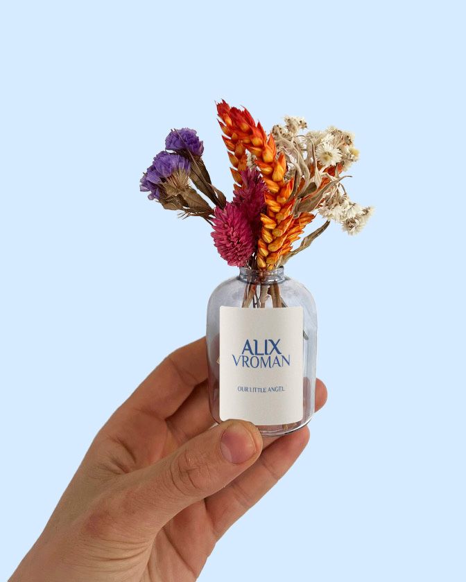 Mini Droogbloemen als Doopsuiker hand, transparant