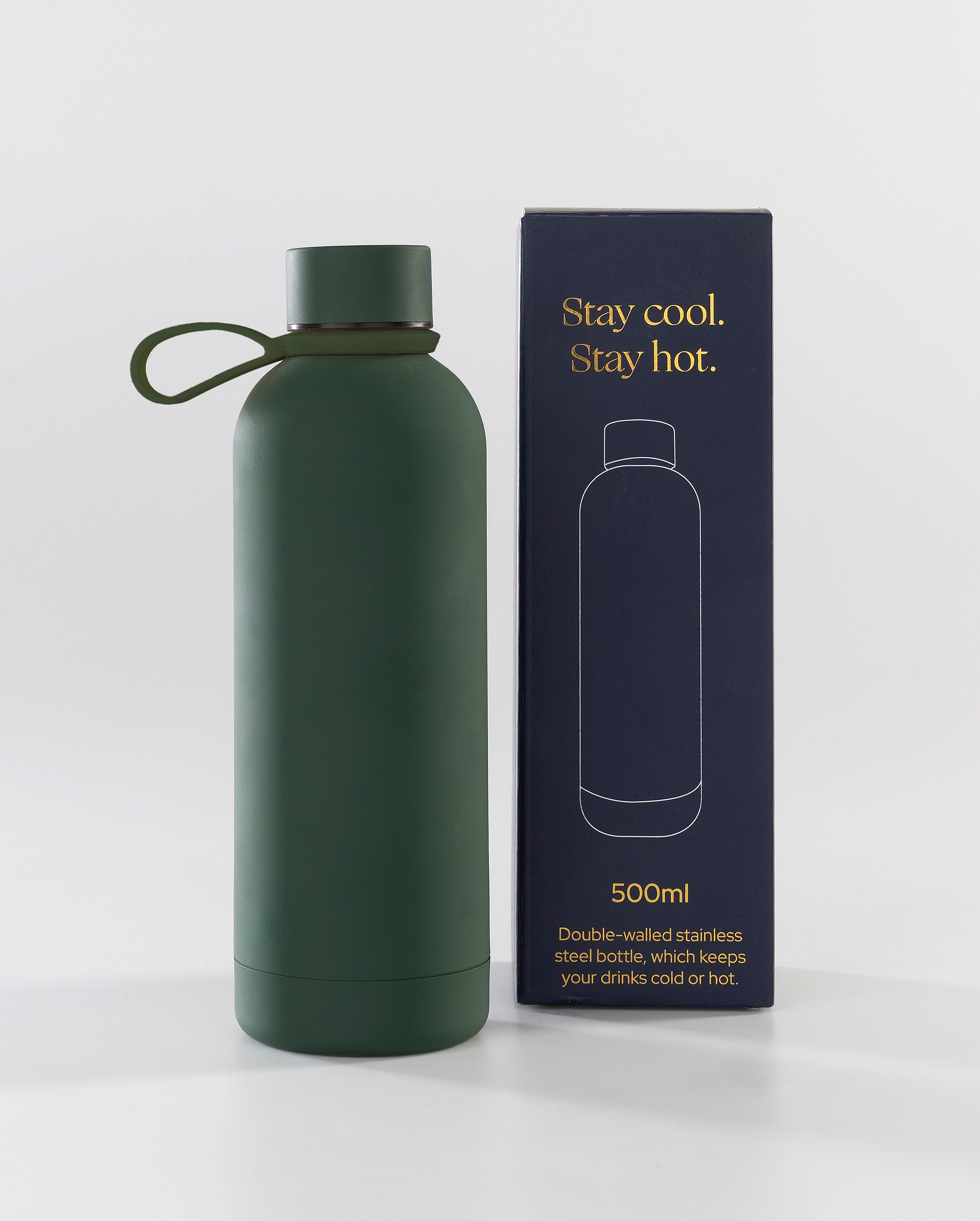 Waterflesdonkergroenpackshot 1