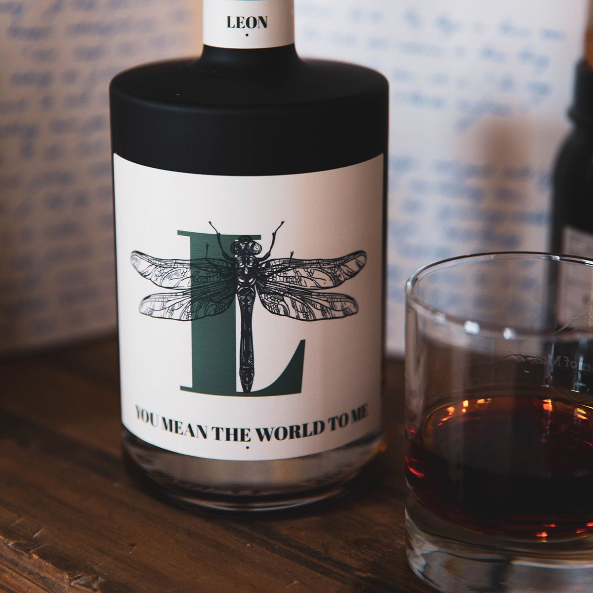 polar-effekt Bouteille de whisky personnalisée 700 ml avec gravure – Cadeau  pour homme – Carafe à whisky avec bouchon – Bouteille à remplir – Motif